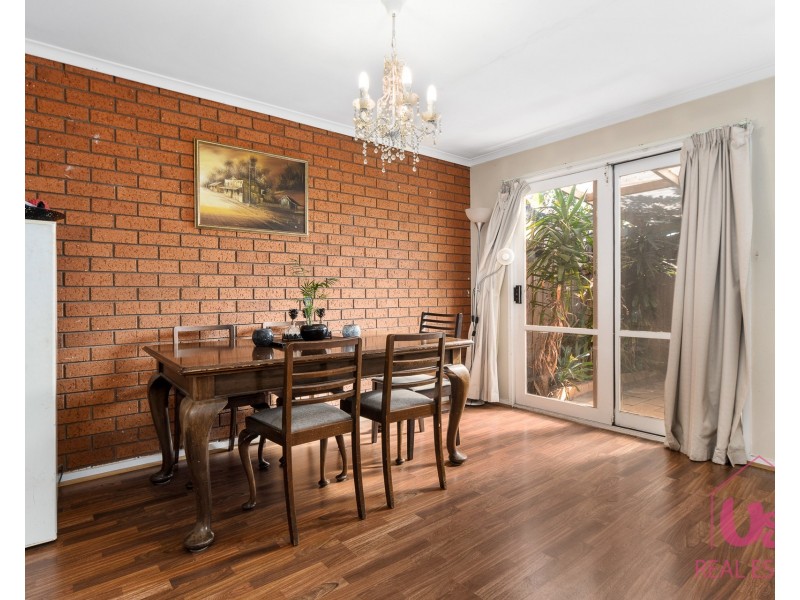 2/24 Rowellyn Avenue, Carrum Downs VIC 3201