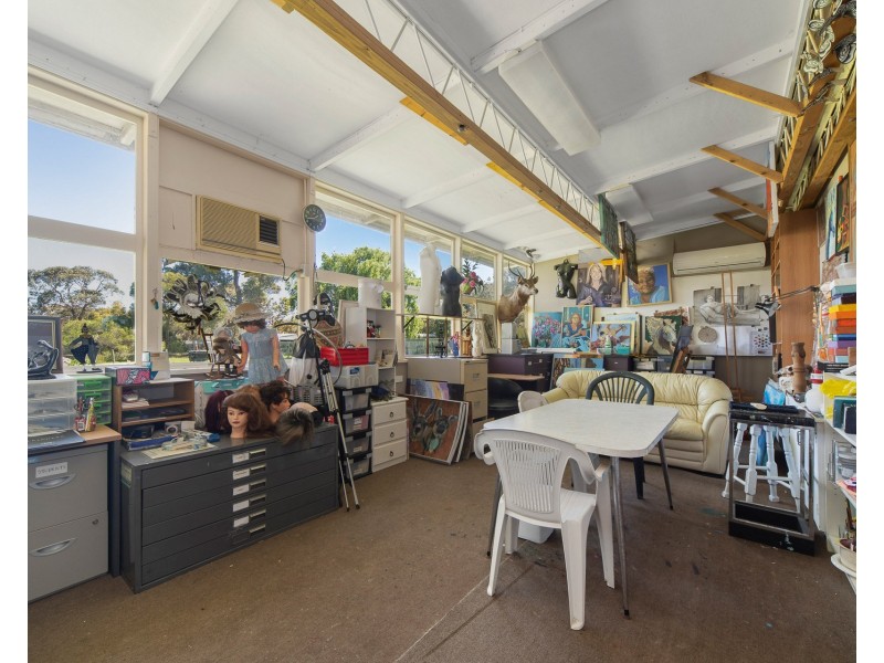 20 Facey Road, Devon Meadows VIC 3977