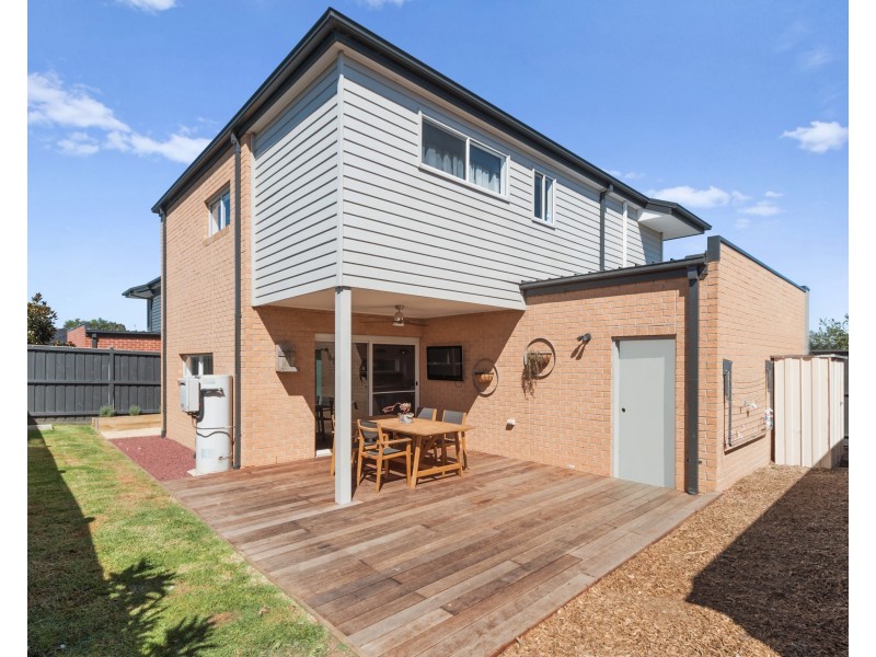 32B Green Gully Road, Clyde VIC 3978