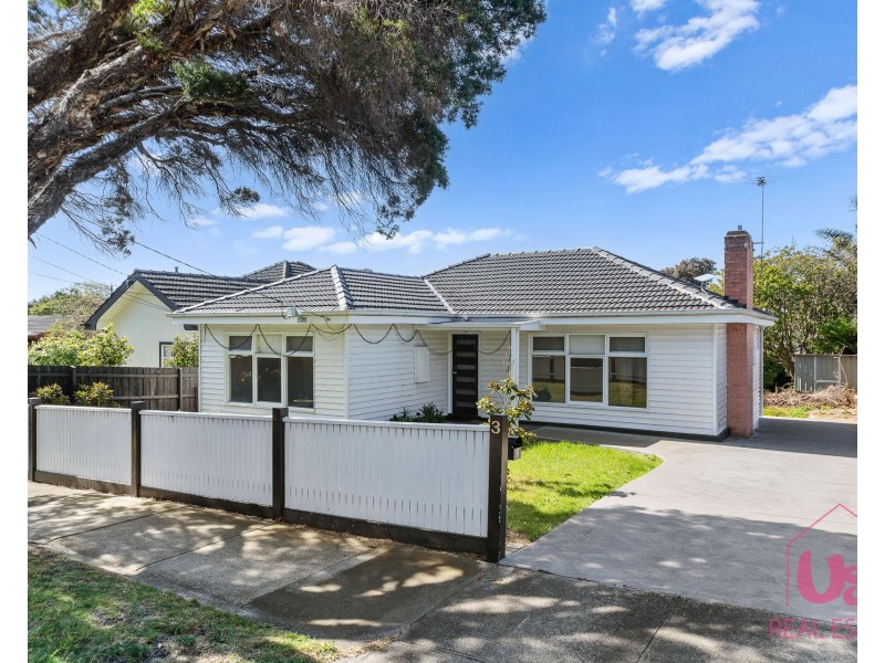 3 Summit Road, Frankston VIC 3199