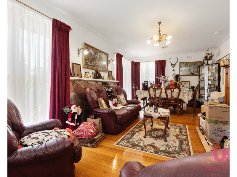 2200 South Gippsland Highway, Devon Meadows VIC 3977