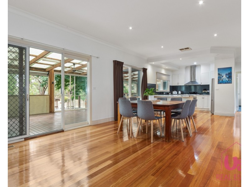 2 Clemac Close, Langwarrin South VIC 3911