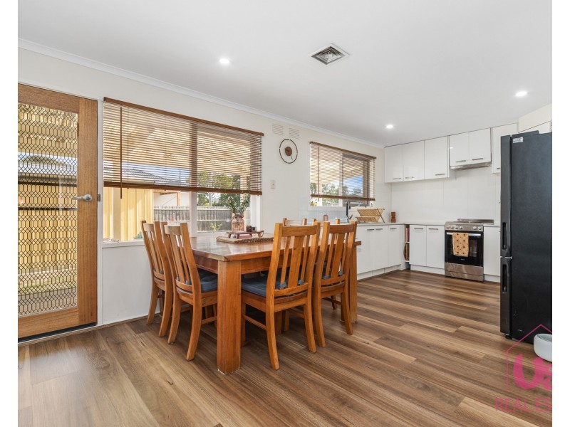 19 Houlder Avenue, Junction Village VIC 3977