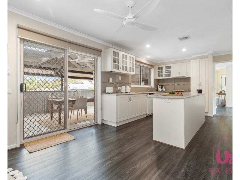 8 Arduina Court, Langwarrin VIC 3910