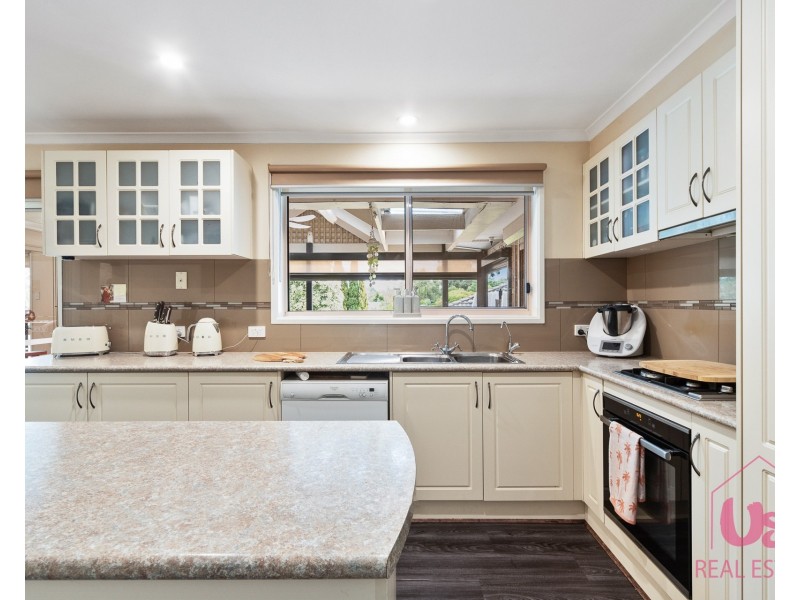 8 Arduina Court, Langwarrin VIC 3910