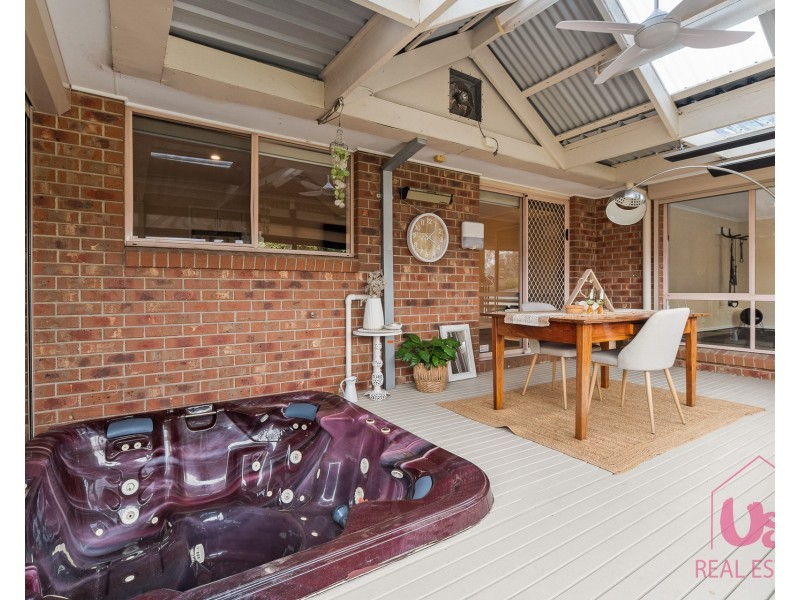 8 Arduina Court, Langwarrin VIC 3910