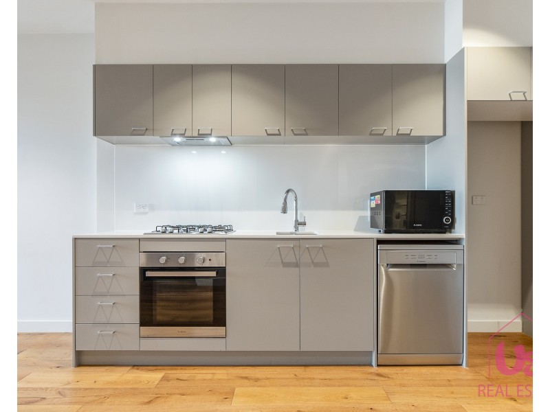 210/16 Clyde Street Mall, Frankston VIC 3199