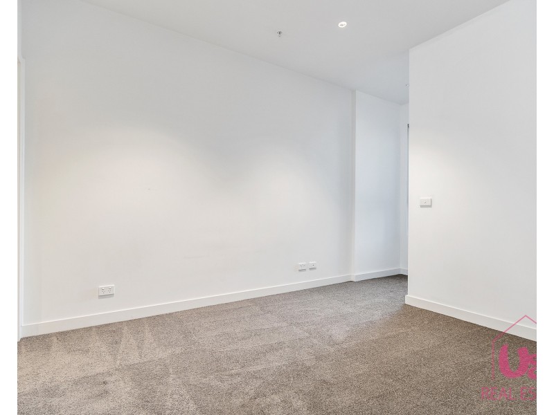 210/16 Clyde Street Mall, Frankston VIC 3199