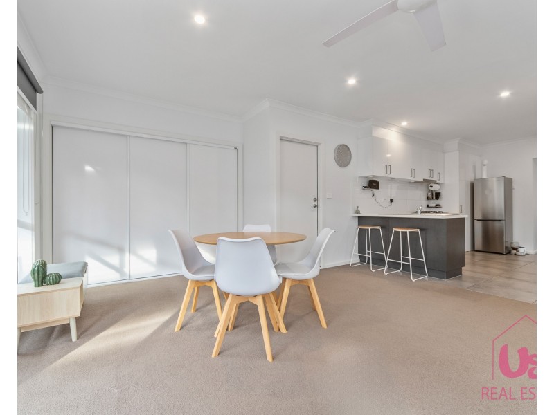 7/98 Ahern Road, Pakenham VIC 3810