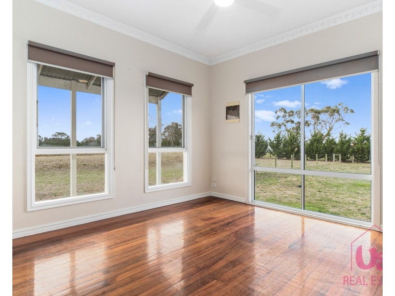 33 Graydens Road, Hastings VIC 3915