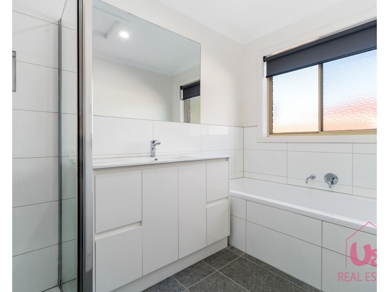 47 Darnley Drive, Skye VIC 3977