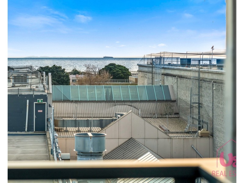 401/16 Clyde Street Mall, Frankston VIC 3199