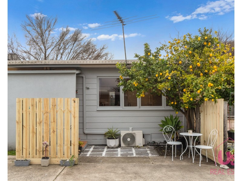 5/18 Lewis Street, Frankston VIC 3199