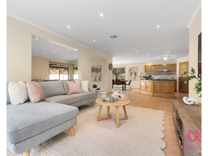 19 Avendon Court, Narre Warren South VIC 3805