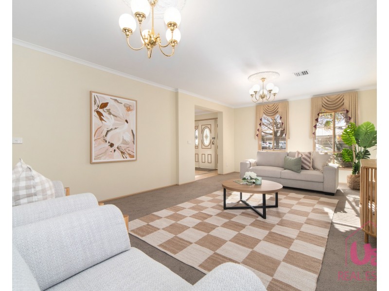 19 Avendon Court, Narre Warren South VIC 3805