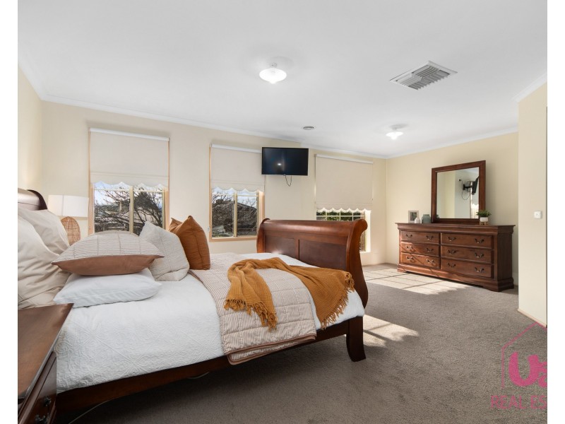 19 Avendon Court, Narre Warren South VIC 3805