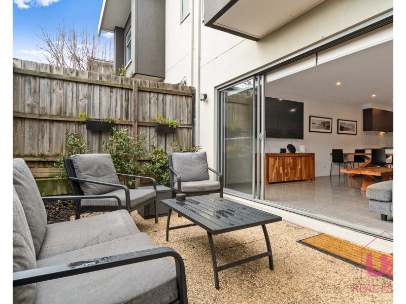 16 Abelia Avenue, Frankston VIC 3199