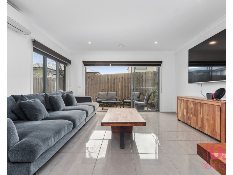 16 Abelia Avenue, Frankston VIC 3199