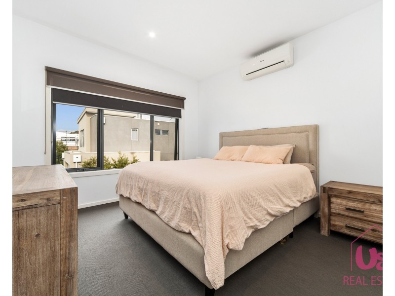 16 Abelia Avenue, Frankston VIC 3199