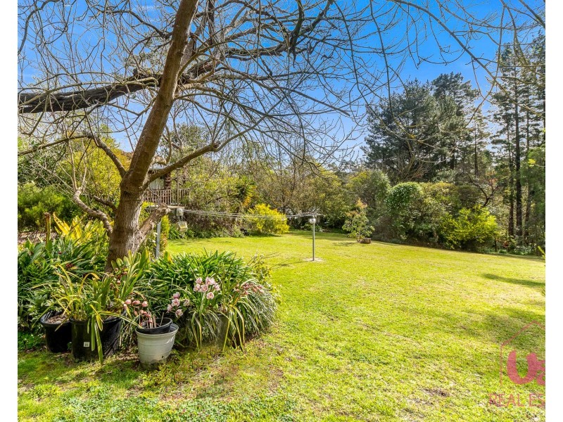 12 Sunset Crescent, Mount Eliza VIC 3930