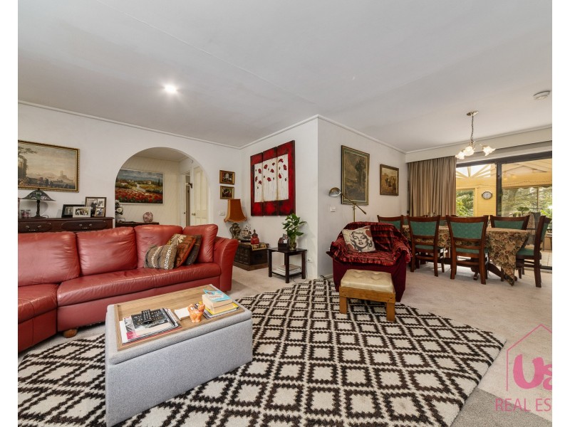 12 Sunset Crescent, Mount Eliza VIC 3930