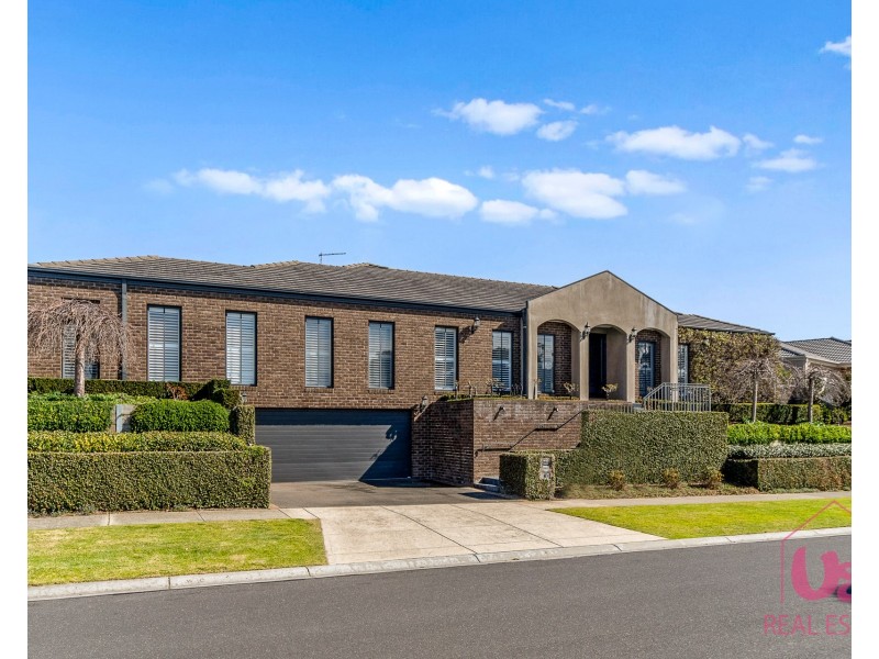 25 Escarpment Drive, Frankston South VIC 3199