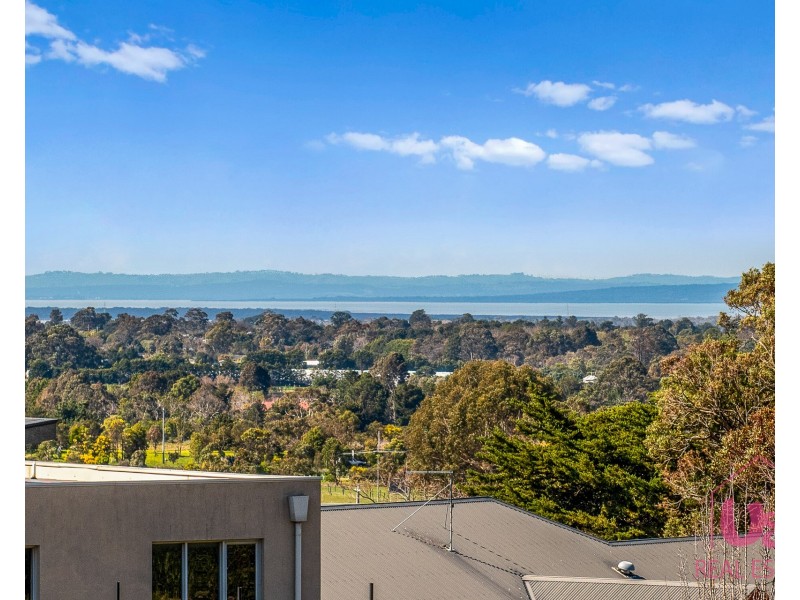 25 Escarpment Drive, Frankston South VIC 3199