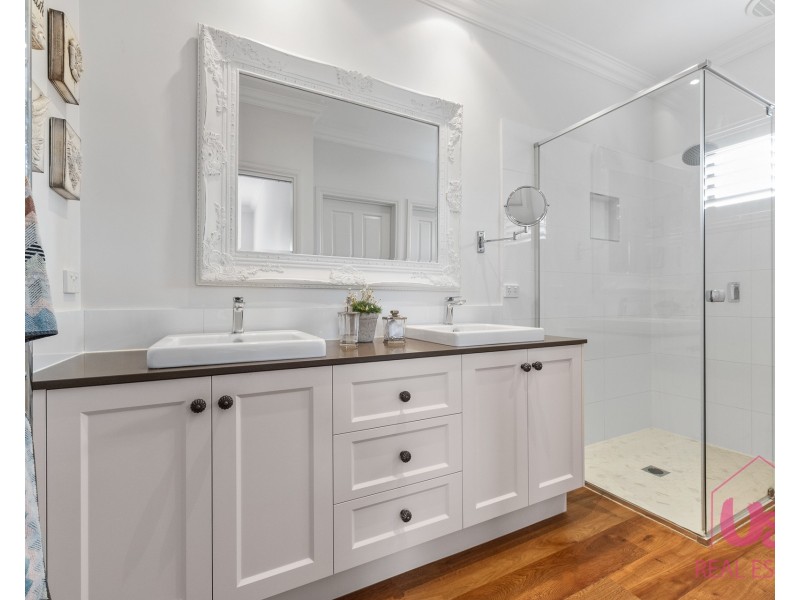 25 Escarpment Drive, Frankston South VIC 3199