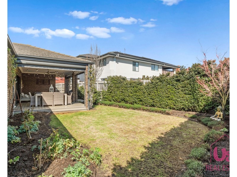 25 Escarpment Drive, Frankston South VIC 3199