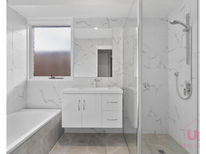 1/7 Kestrel Court, Carrum Downs VIC 3201