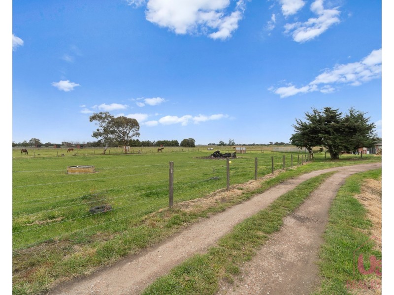 255 McDonalds Drain Road, Koo Wee Rup VIC 3981