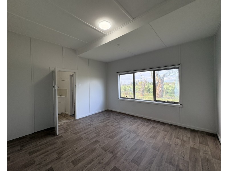 255 McDonalds Drain Road, Koo Wee Rup VIC 3981