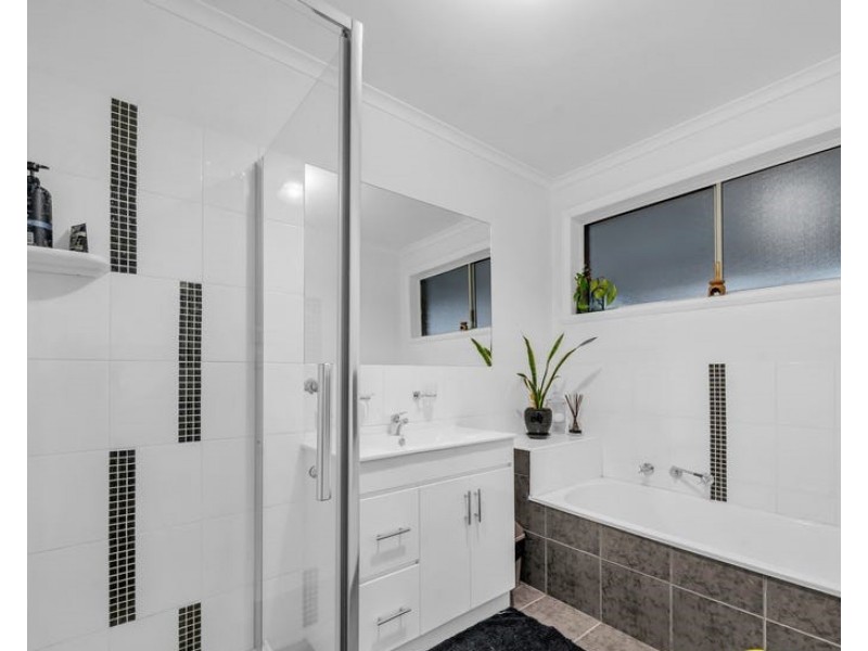 5 Facey Road, Devon Meadows VIC 3977