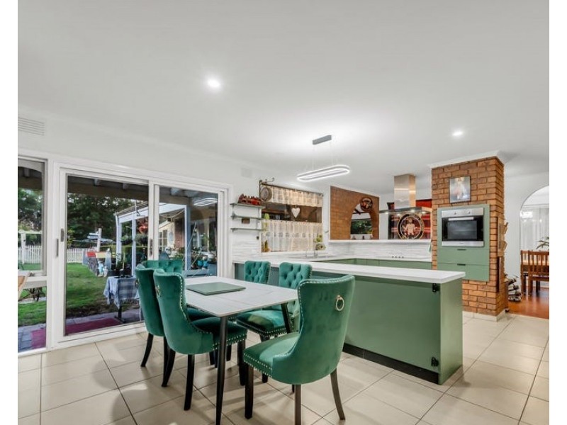 5 Facey Road, Devon Meadows VIC 3977