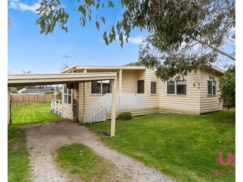 11 Idon Avenue, Frankston South VIC 3199