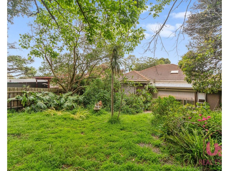 3 Gulwa Avenue, Frankston VIC 3199