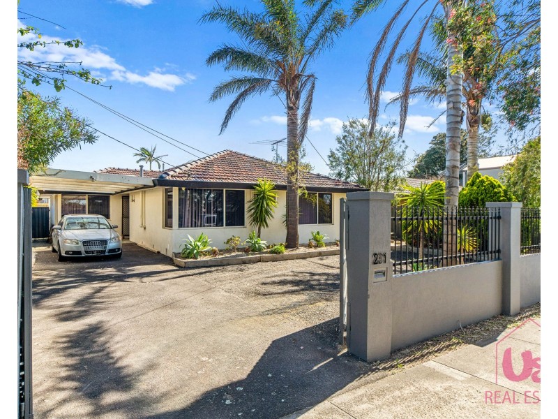 231 Cranbourne Road, Frankston VIC 3199