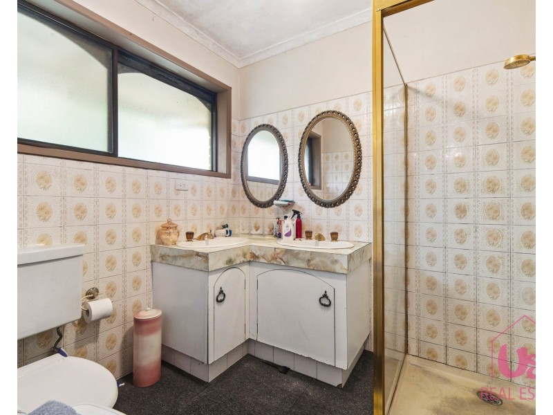 1994 South Gippsland Highway, Devon Meadows VIC 3977