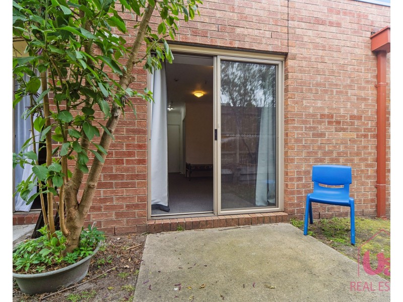 11/14 Sandpiper Place, Frankston VIC 3199