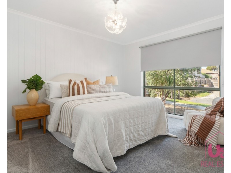 5 Locksley Court, Carrum Downs VIC 3201