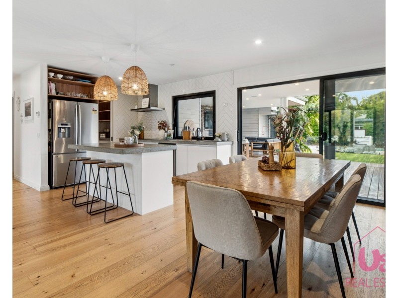 49 Rosslyn Avenue, Seaford VIC 3198