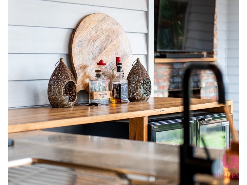 49 Rosslyn Avenue, Seaford VIC 3198