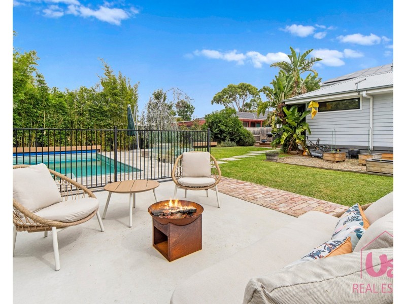 49 Rosslyn Avenue, Seaford VIC 3198