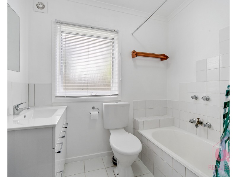 2/32 Jasper Terrace, Frankston VIC 3199