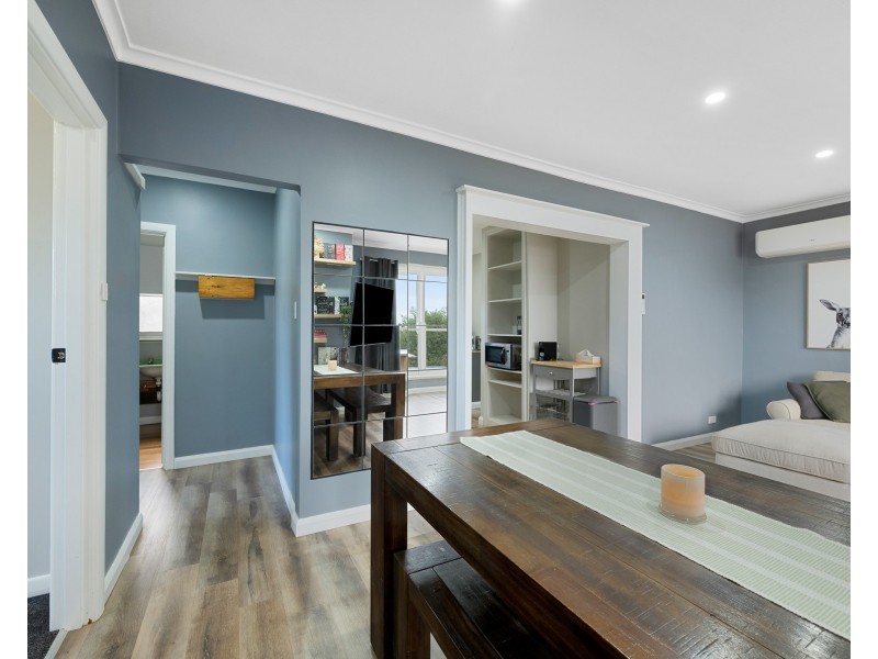 9 Bertram Street, Drouin VIC 3818