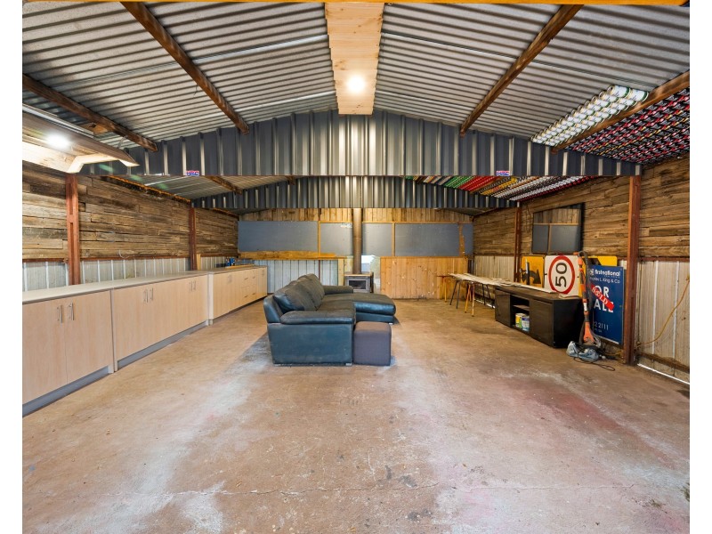 9 Bertram Street, Drouin VIC 3818