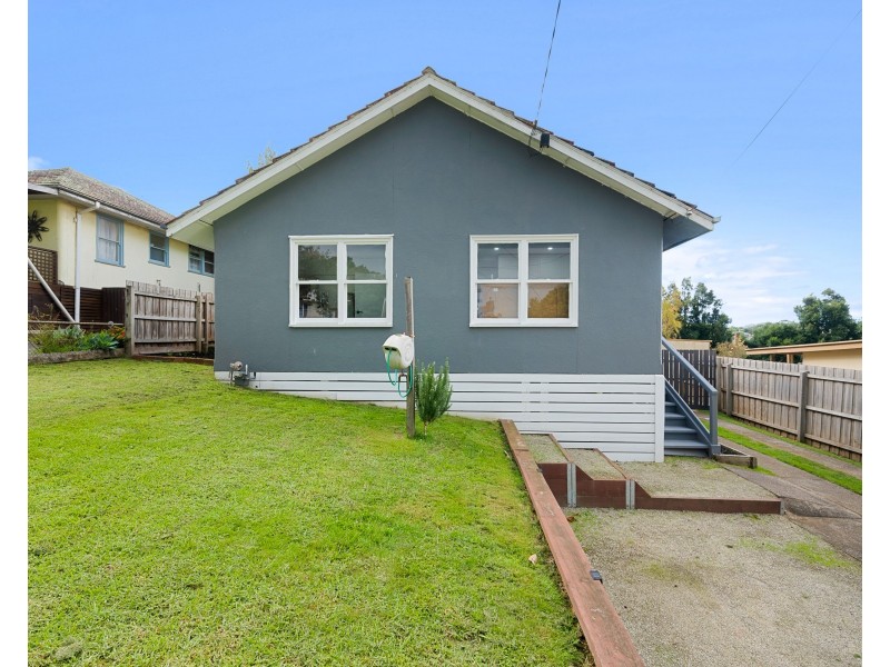 9 Bertram Street, Drouin VIC 3818