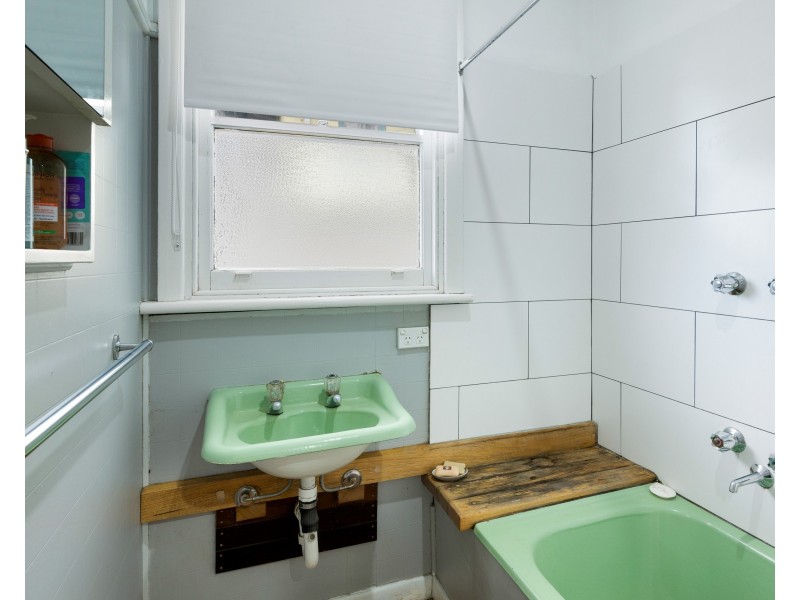 9 Bertram Street, Drouin VIC 3818