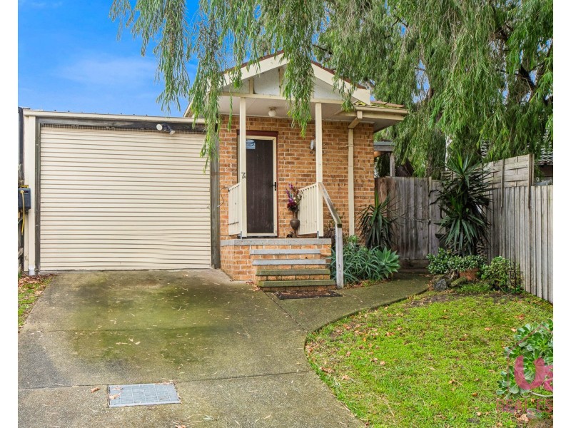 7A Candlebark Crescent, Frankston North VIC 3200