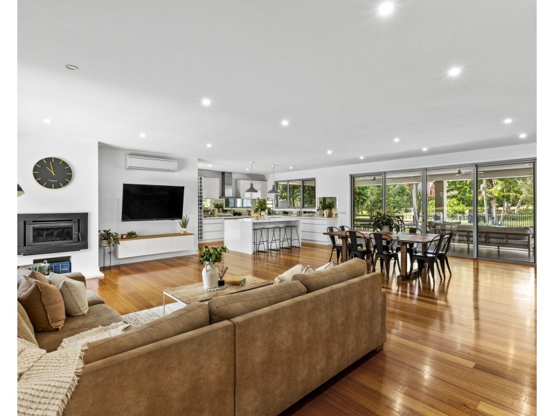 6 Altarnun Road, Langwarrin VIC 3910